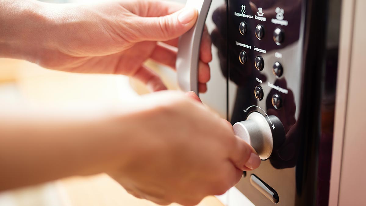 Microwaving - thumbnail